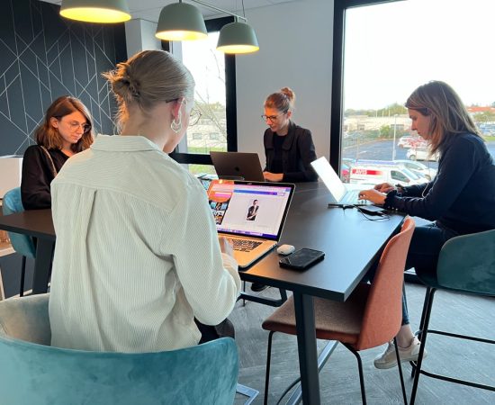 espace-coworking-design-location-salle-a-propos-de-lekla